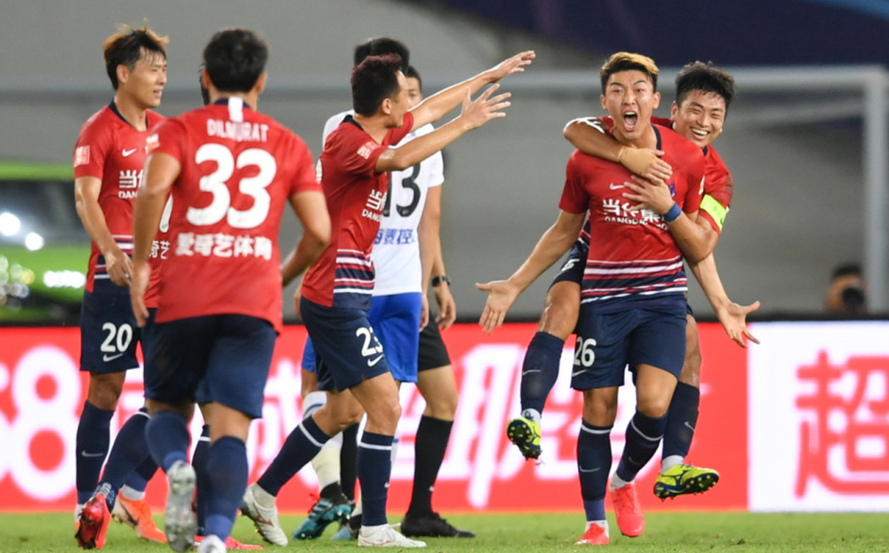 华夏幸福客场险胜，积分榜位置有所提升