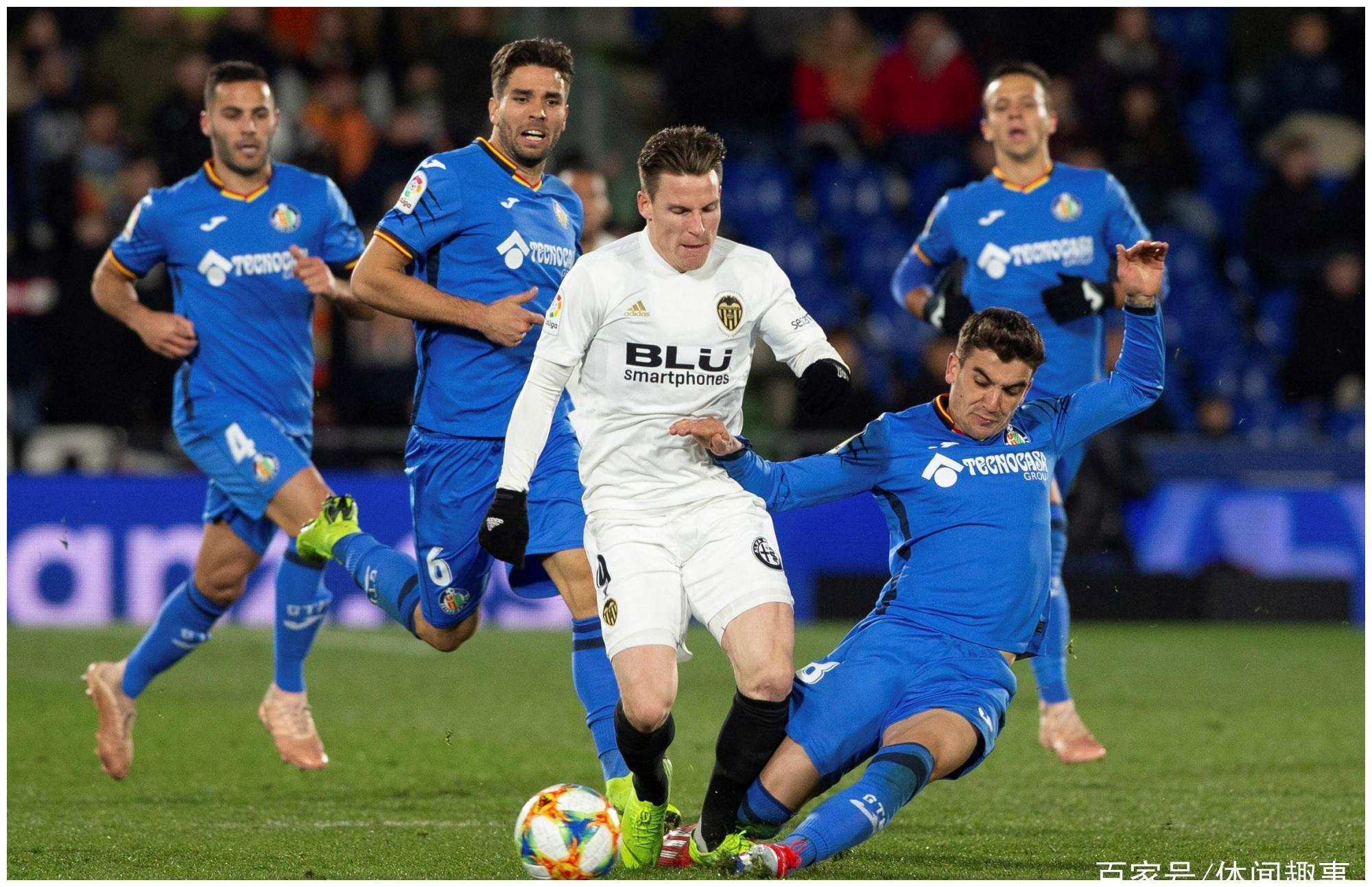 关于艾尔切悲情负于塞维利亚，遭遇两连败的信息