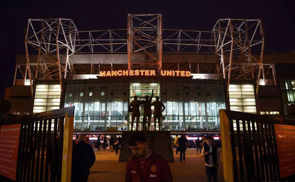 爱游戏大厅-曼联发挥不尽人意，球迷担忧球队走势的简单介绍