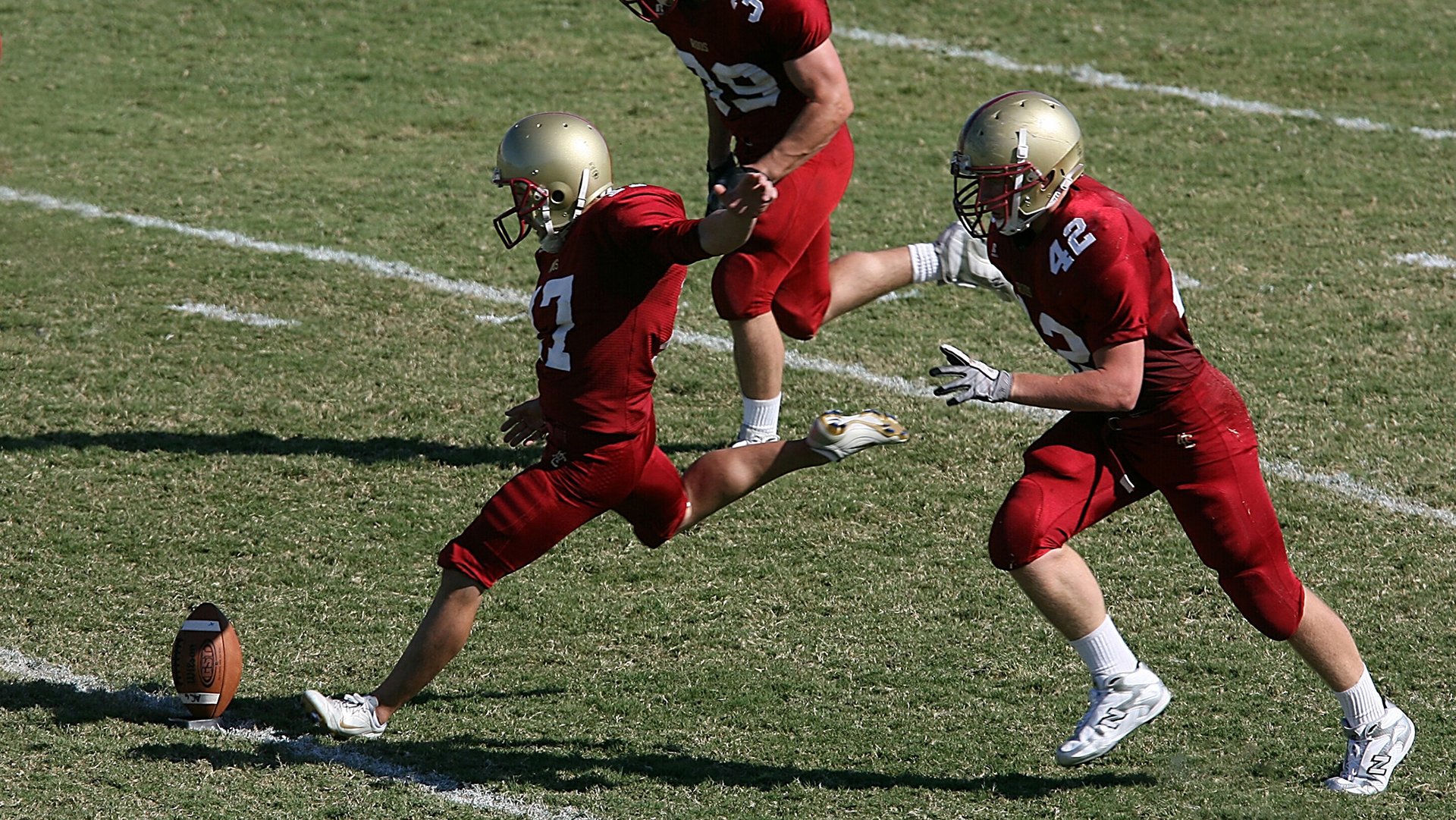 法比尼奥一锤定音，美国队战术纪律稳稳掌控爱尔兰