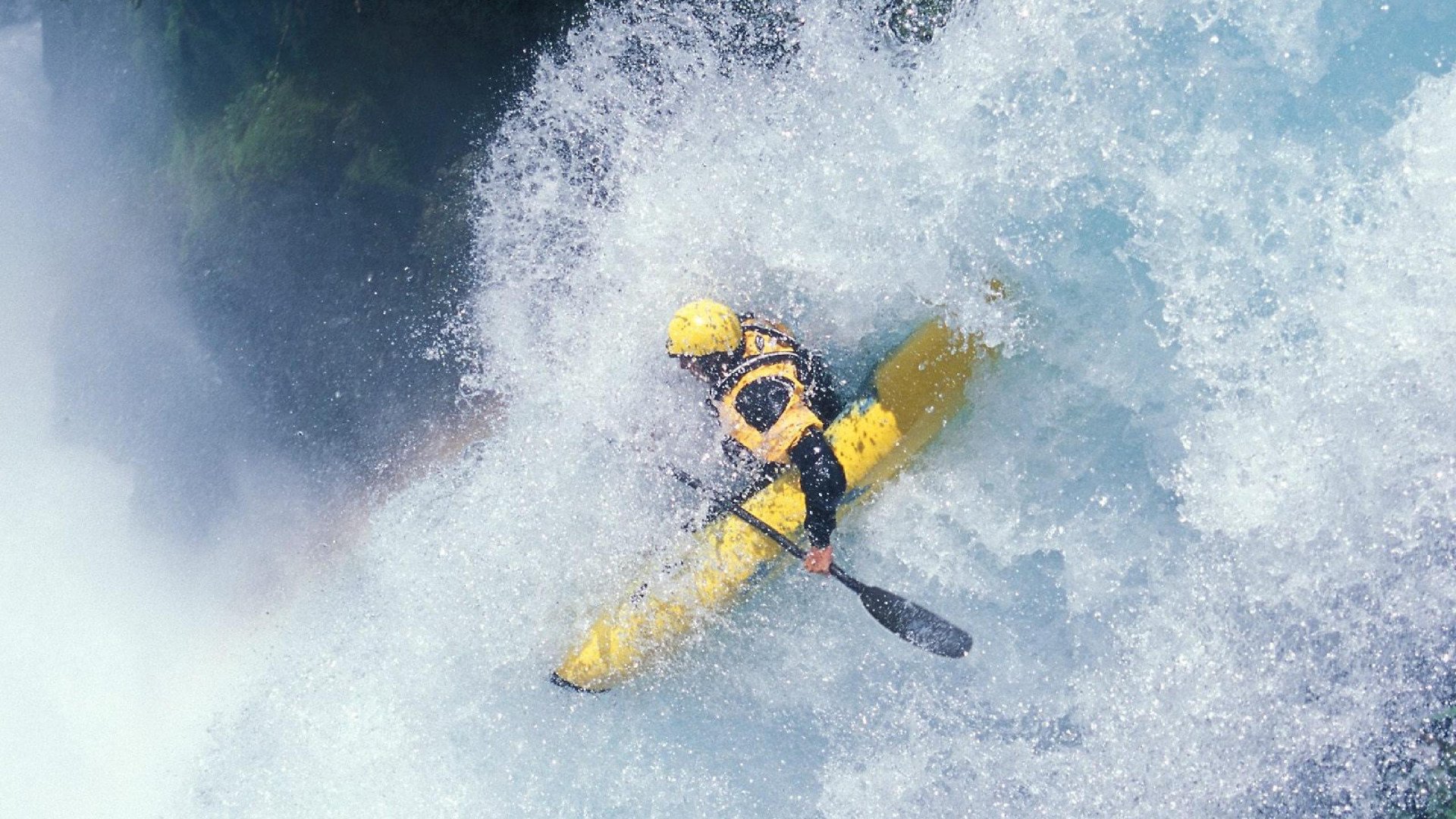 武切维奇奥运前哨战封神！鹈鹕式绝杀，深圳队饮恨关键周期战